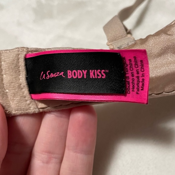 Body kiss push-up bras - Picture 2 of 3